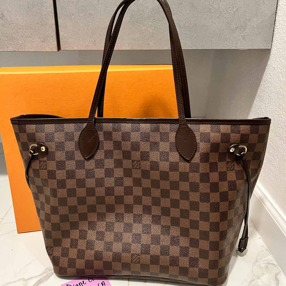 Louis Vuitton MM Neverfull Damier Ebene Rose Ballerine Interior